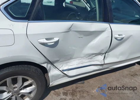 2017 Volkswagen Passat 1.8T S from USA, damaged, VIN 1VWAT7A36HC009936